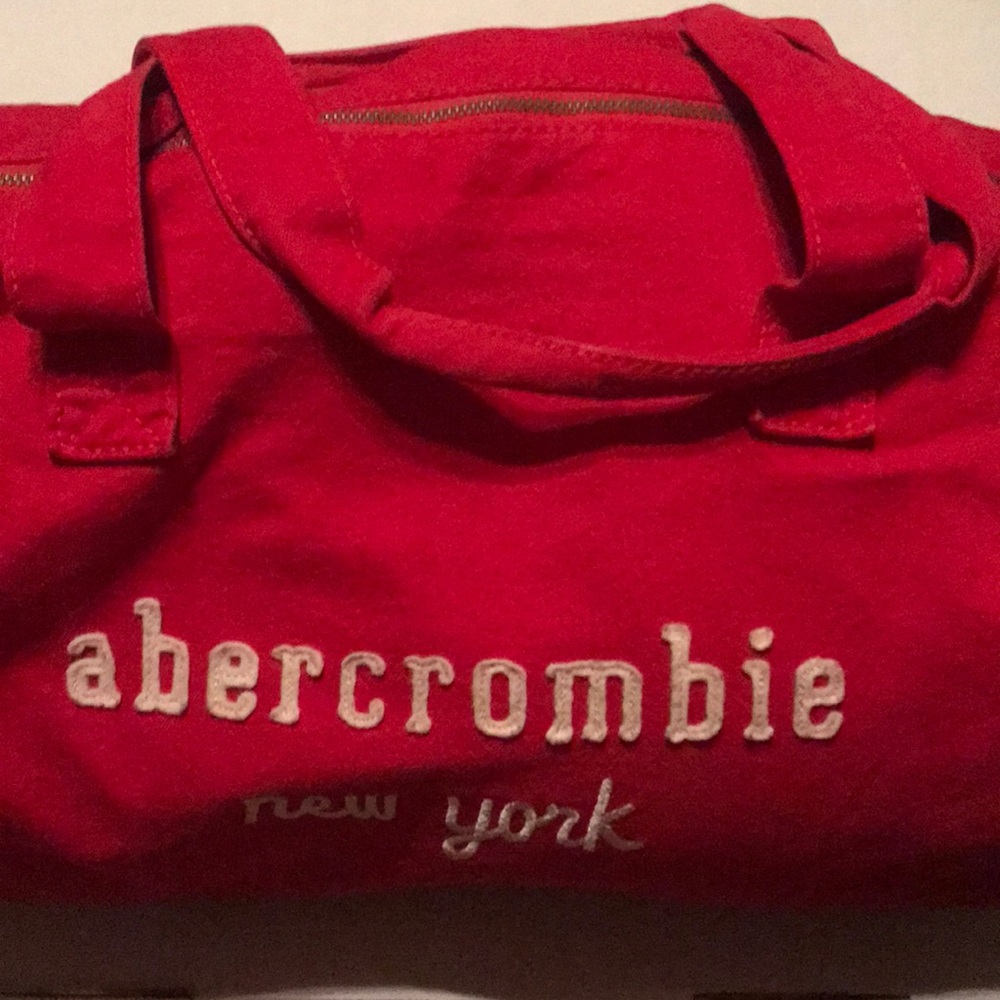 Red abercrombie & fitch duffle bag